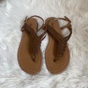 American Eagle Sandals